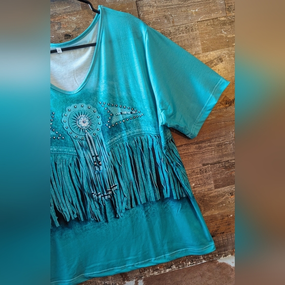 New Turquoise Green Faux Fringe Look Tee - Picture 5 of 15